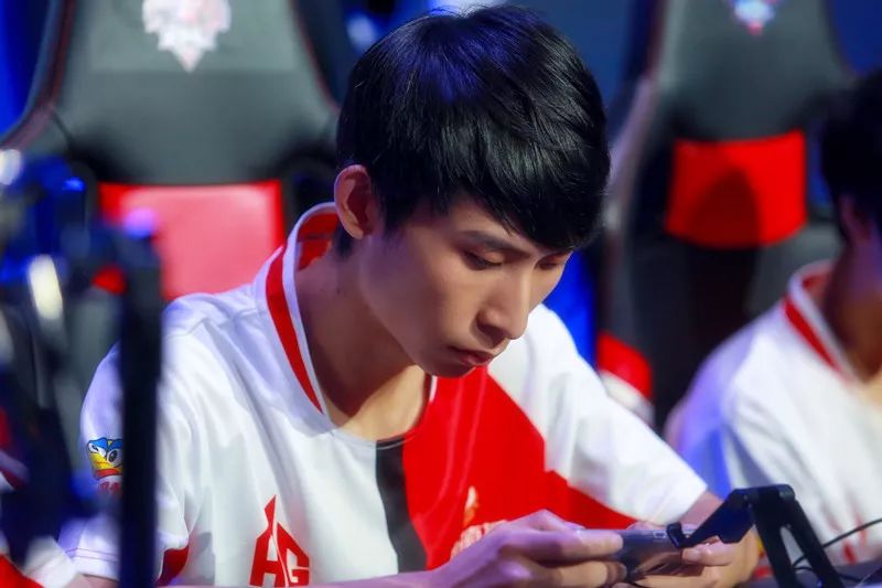 阿尔瓦雷斯