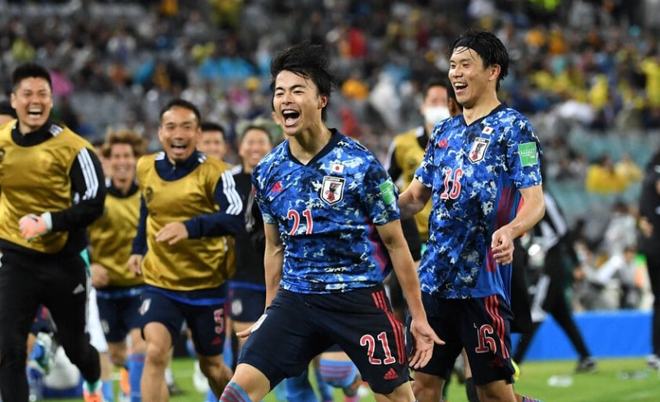 多方合作受 多方合作受