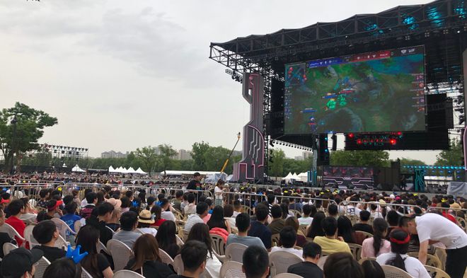 七零八落 七零八落