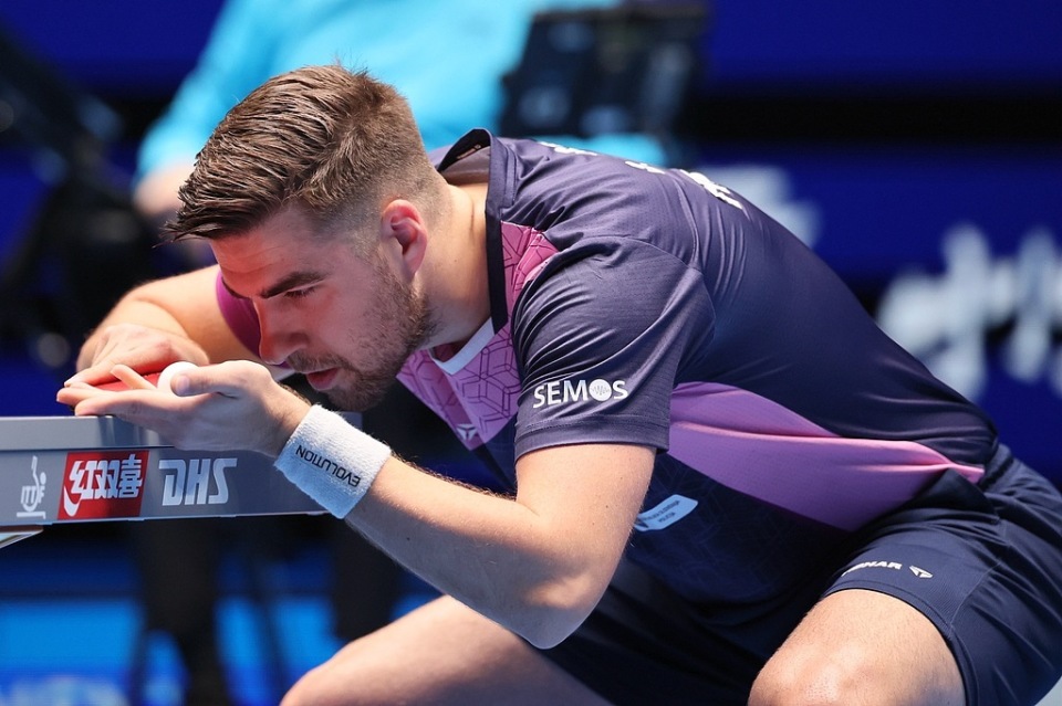 在这场客场 在这场客场